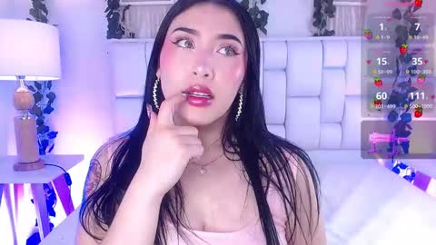 Mia online show from 09.13.25