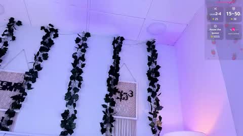 Snapshot of miaa_gh1 chatting on 02.08.26 Mia online show from 02.08.26