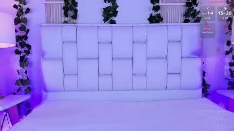 Mia online show from 04.04.26