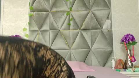 Snapshot of miaa_grace_ chatting on 05.25.26 MIIA online show from 05.25.26