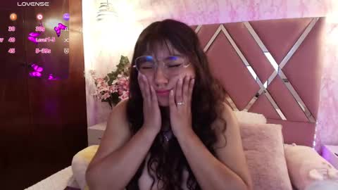 Snapshot of miaa_smiith1 chatting on 03.12.25 miaa_smiith1 online show from 03.12.25