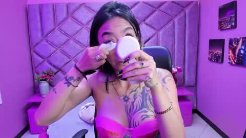 Miaa online show from 11.26.25