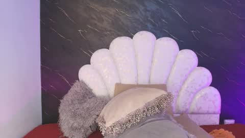 Mia online show from 03.21.26