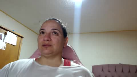 Snapshot of miaabrownn chatting on 09.25.25 MIA online show from 09.25.25