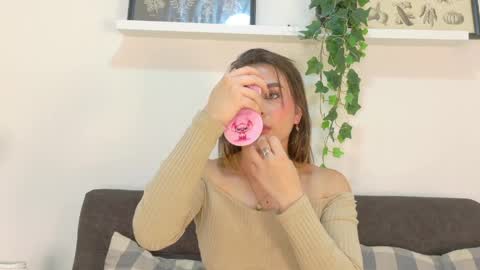 miaanderson__ online show from 04.14.26