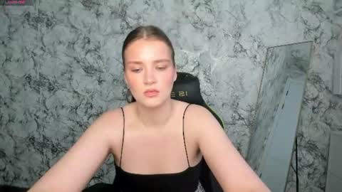 Mia online show from 06.15.26