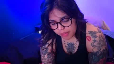 Mia online show from 05.27.26