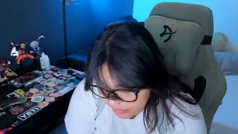 Mia online show from 05.28.26