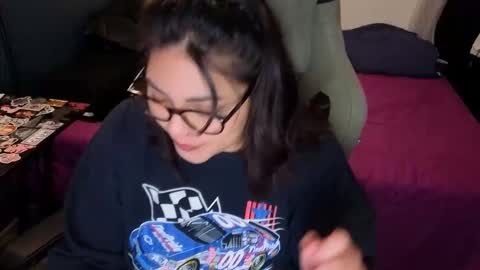 Mia online show from 06.07.26