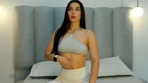 miacleark online show from 02.05.26