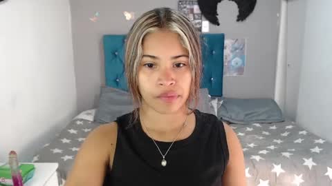 miacumgirl online show from 04.14.26