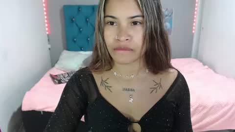 Snapshot of miacumgirl chatting on 06.17.26 miacumgirl online show from 06.17.26