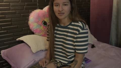 Mia online show from 01.26.25