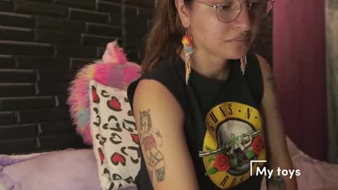 Mia online show from 03.02.25