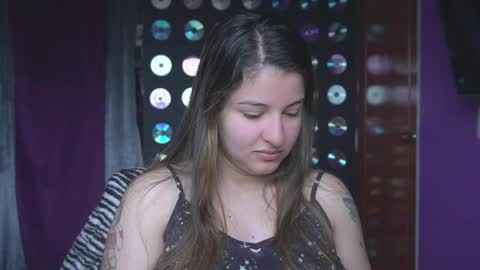 Mia online show from 05.03.26
