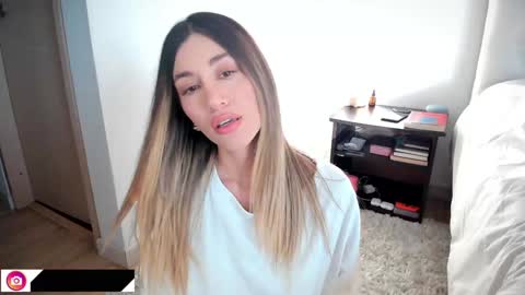 Mia online show from 12.03.24