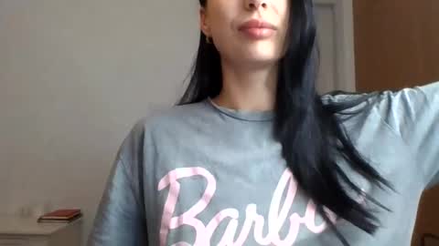 Mia online show from 07.26.26