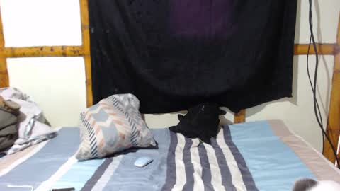 Mia  Sam online show from 10.06.25