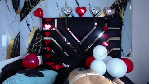 miahotcs online show from 02.14.26