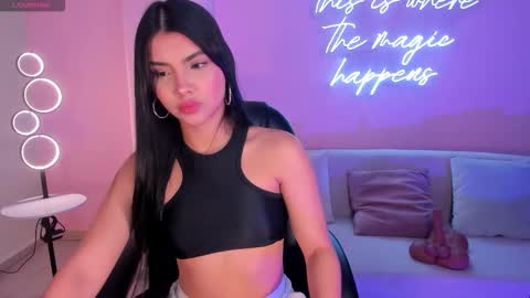 Call me Mia  online show from 02.22.26