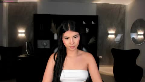 Call me Mia  online show from 05.16.26