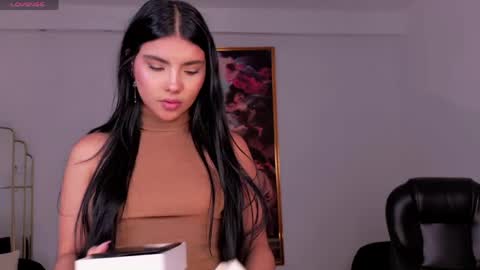 Call me Mia  online show from 05.20.26