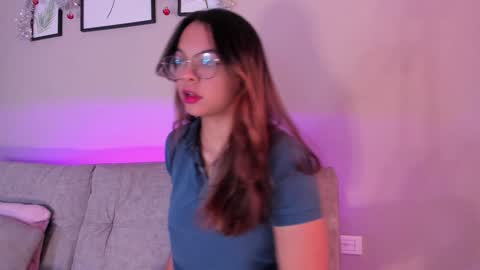 Mia online show from 12.14.24