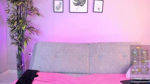 Mia online show from 01.18.25