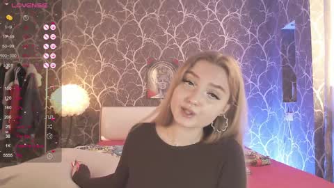 Mia online show from 04.10.26