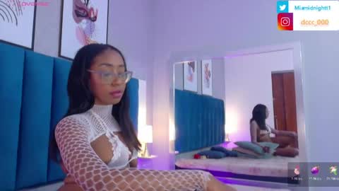 Mia  online show from 05.29.26