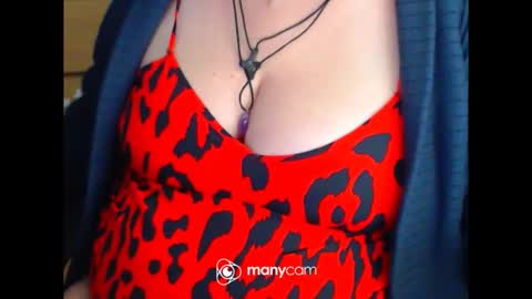 Snapshot of miamimistress chatting on 02.08.26 maya online show from 02.08.26