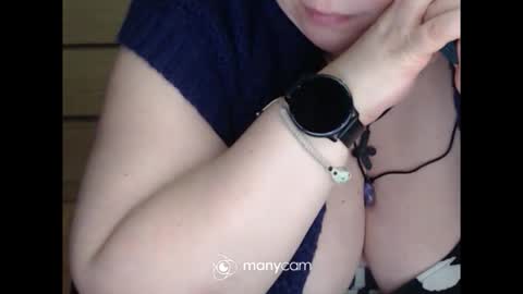 Snapshot of miamimistress chatting on 04.17.26 maya online show from 04.17.26
