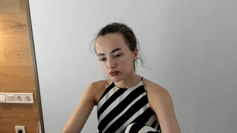 Snapshot of miamoll chatting on 07.26.26 miamoll online show from 07.26.26