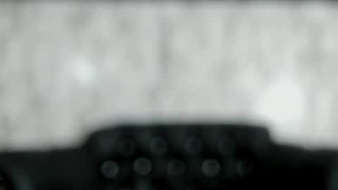 Snapshot of miamontoya chatting on 01.11.25 Mia -5 7001400 Follow online show from 01.11.25