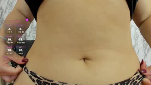 Snapshot of miamontoya chatting on 01.22.25 Mia -5 7001400 Follow online show from 01.22.25