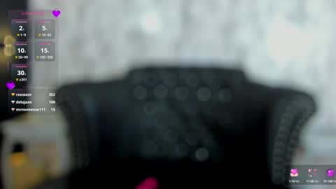 Snapshot of miamontoya chatting on 02.05.25 Mia -5 7001400 Follow online show from 02.05.25