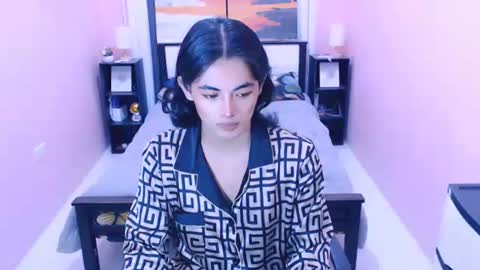 Snapshot of miamoreamara69 chatting on 07.29.26 miamoreamara69 online show from 07.29.26