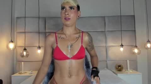 Mia Morgann online show from 01.30.25