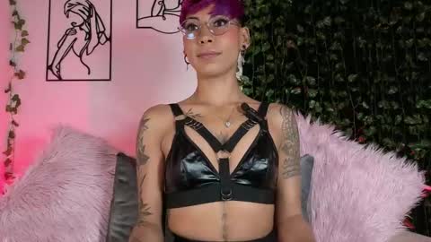 Mia Morgann online show from 10.01.25