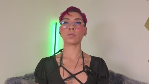 Mia Morgann online show from 11.24.25