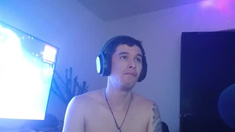 Snapshot of miaou_miaou chatting on 01.13.25 miaou_miaou online show from 01.13.25