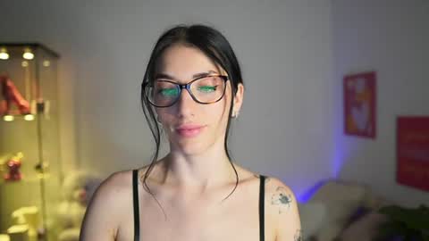 Snapshot of miapaloma18 chatting on 07.25.26 Paloma18 online show from 07.25.26