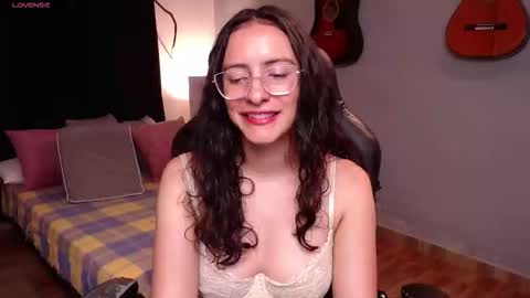 MIAPORTMANN online show from 01.11.26