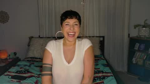 Snapshot of miariveraxxx chatting on 05.28.26 Mia Rivera online show from 05.28.26