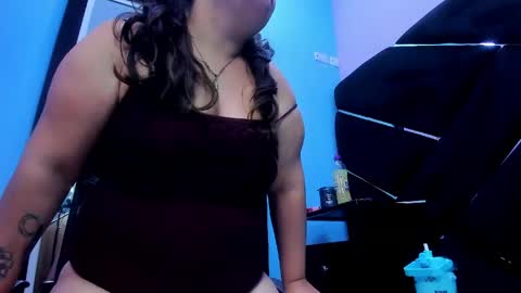 Snapshot of miarous69 chatting on 05.06.26 MiaRouse online show from 05.06.26