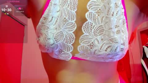 Snapshot of miaroxi chatting on 02.16.26 Mia Roxy online show from 02.16.26