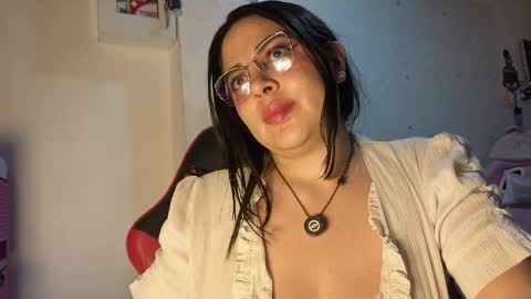 MiaHancock online show from 05.10.26