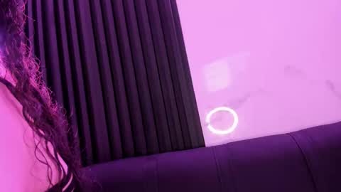 miascott5 online show from 11.29.25