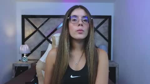 Mia online show from 06.18.26