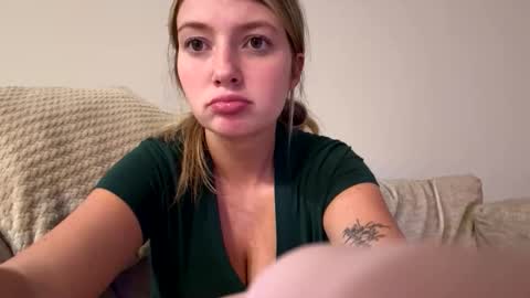 Snapshot of miasmith_001 chatting on 05.31.26 miasmith_001 online show from 05.31.26